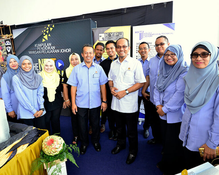 rasmi-04